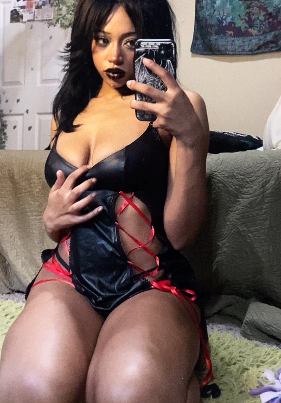 Ass porn video with onlyfans model theprettyoni <strong>@theprettyoni</strong>