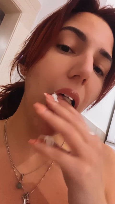 Amateur porn video with onlyfans model lillawhite07 <strong>@lilla_white07</strong>