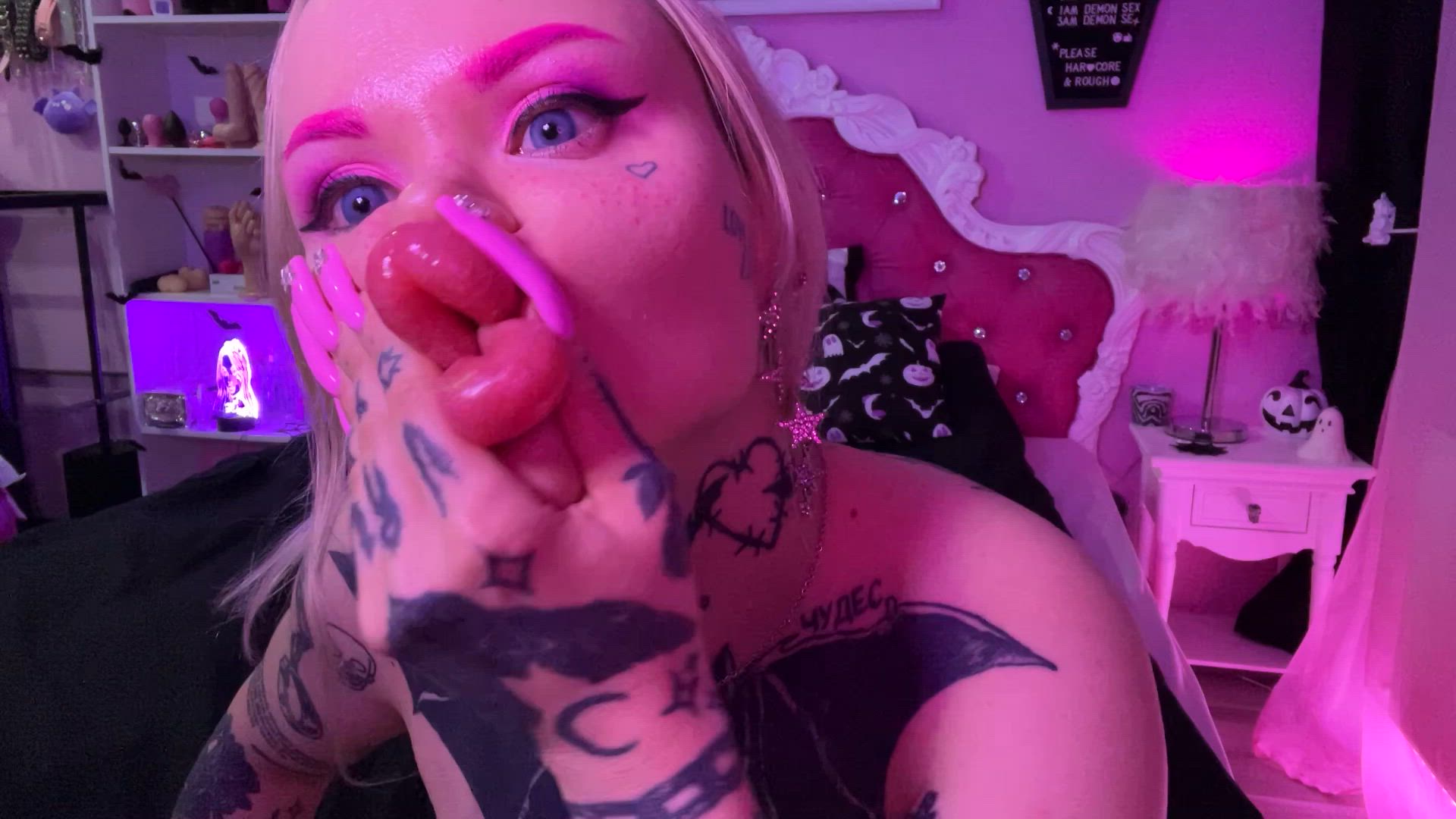 Amateur porn video with onlyfans model nasty_bimbo <strong>@nasty_bimbo</strong>