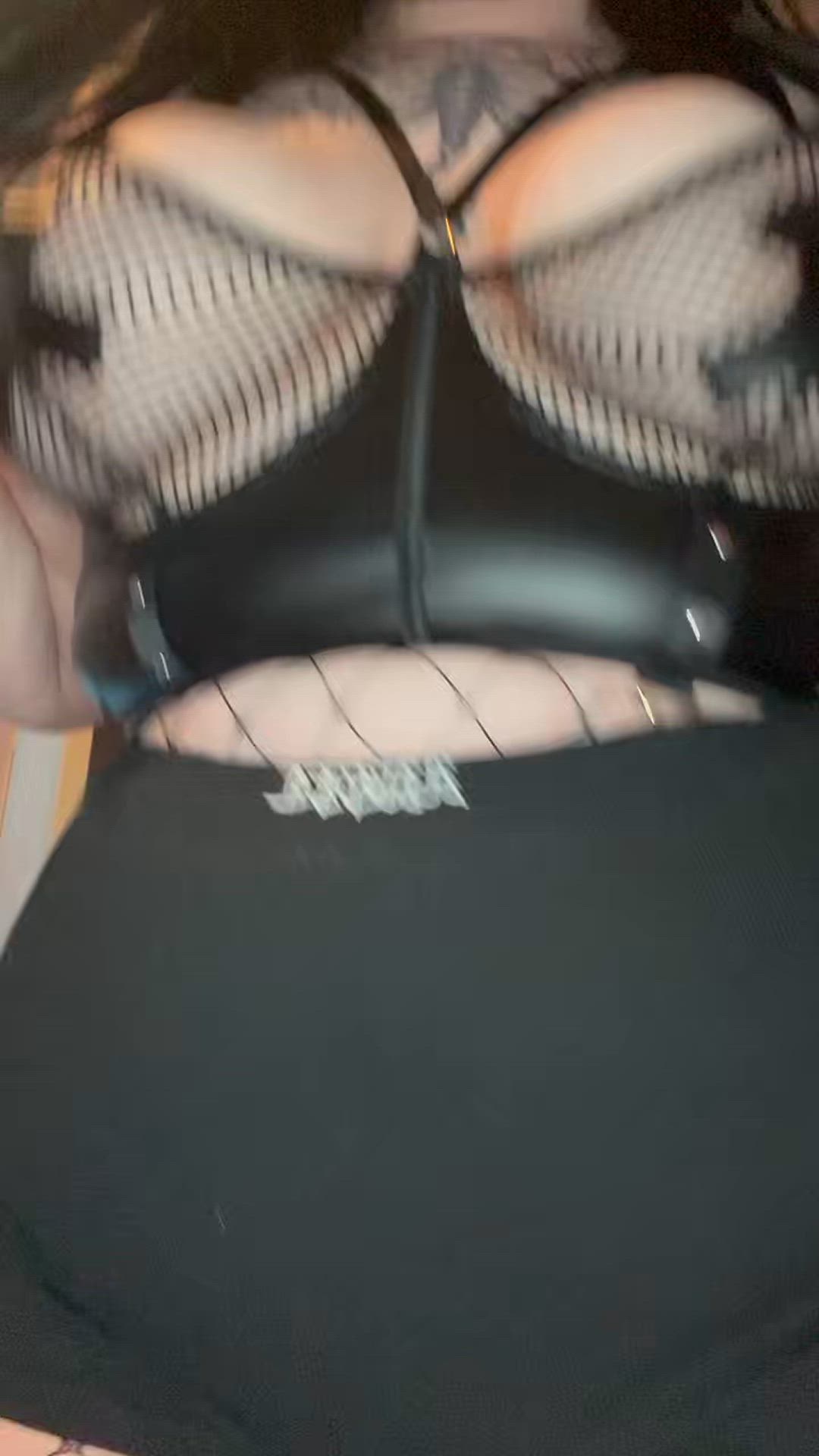 Big Tits porn video with onlyfans model Snap @blossom.bxtch <strong>@bigtiddygothiccgf</strong>