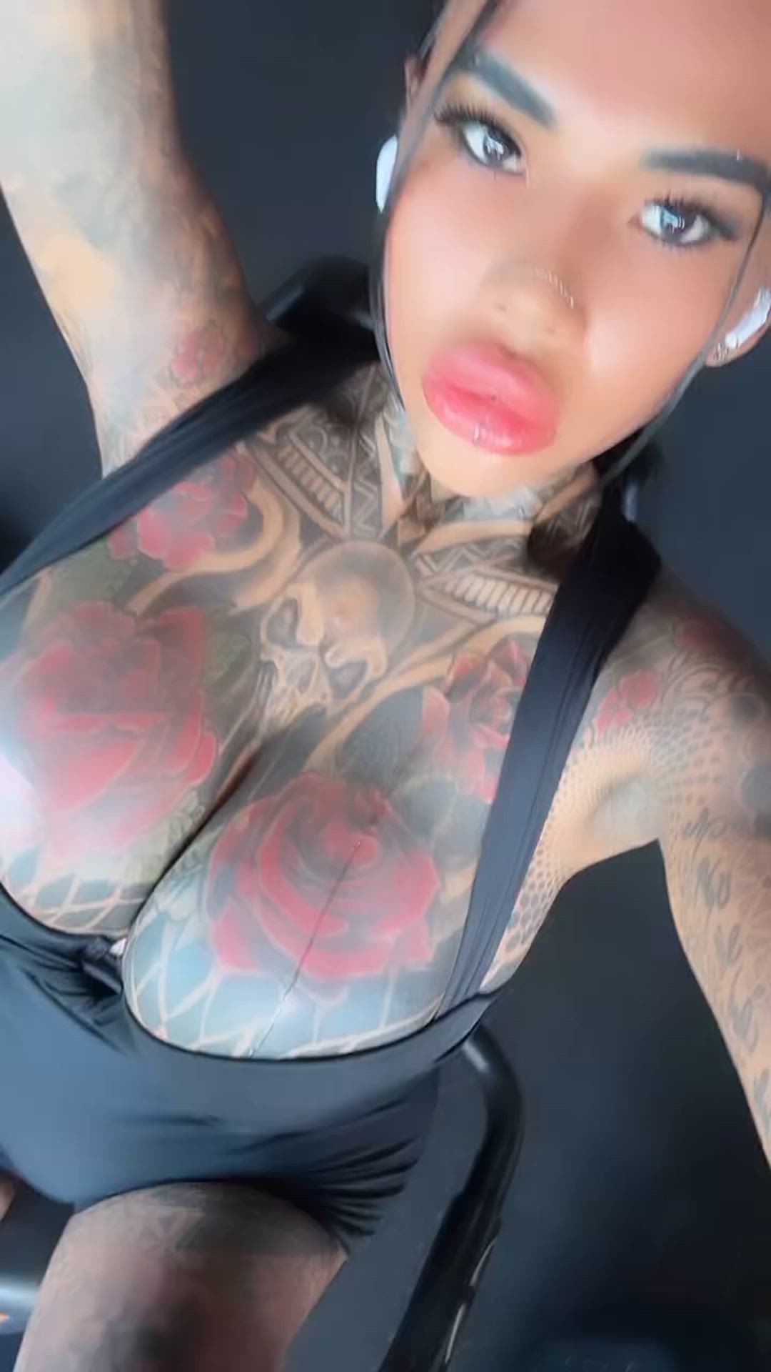 Asian porn video with onlyfans model Lidya Kawihing Fan <strong>@lidyakitty</strong>