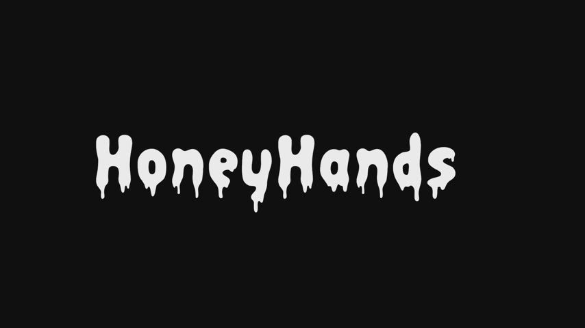 Amateur porn video with onlyfans model Chloë AKA HoneyHands <strong>@honeyhandsxox</strong>