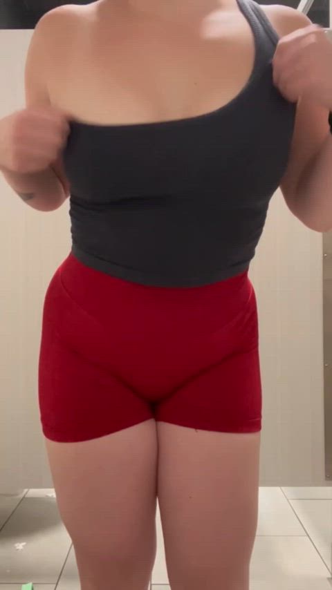 Ass porn video with onlyfans model spud0082 <strong>@thehotwifenurse</strong>