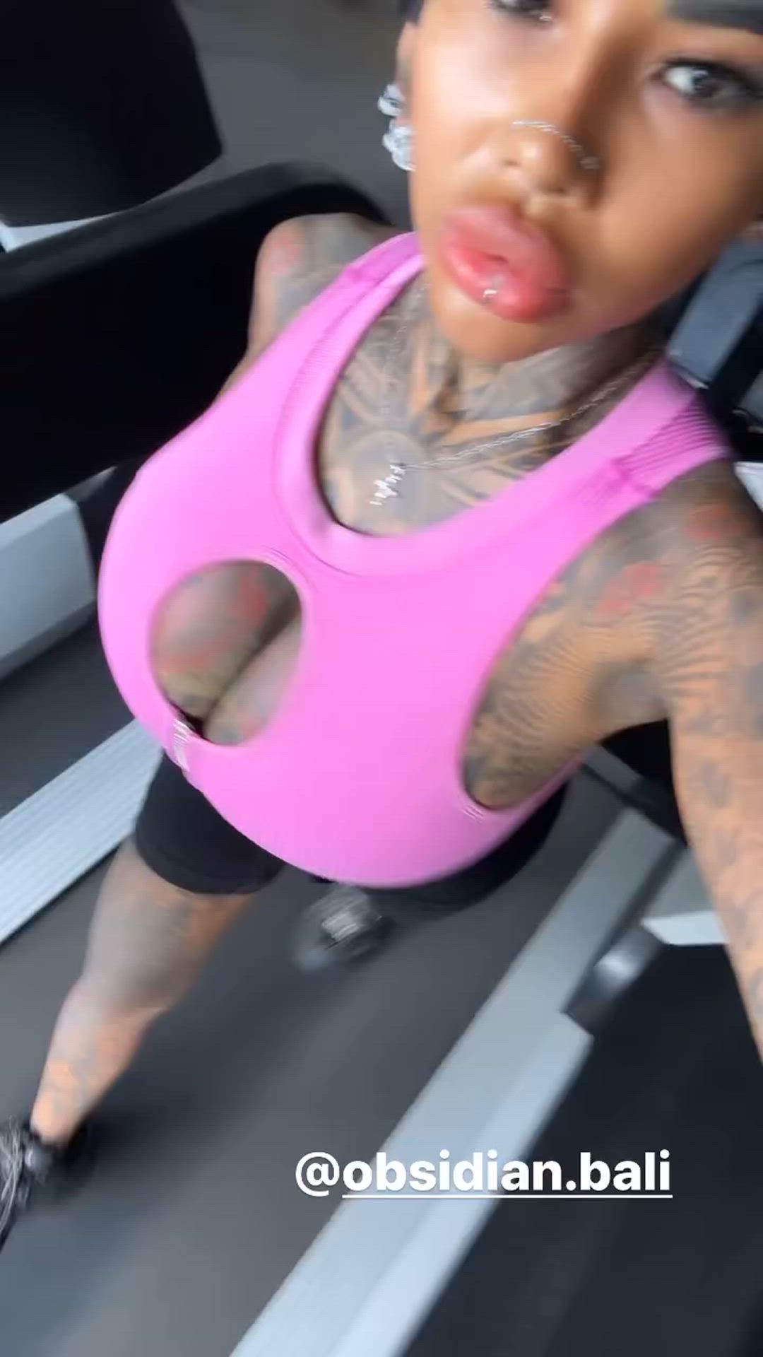 Amateur porn video with onlyfans model Lidya Kawihing Fan <strong>@lidyakitty</strong>