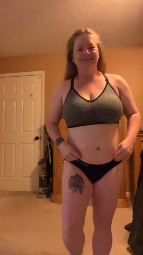 Amateur porn video with onlyfans model mistypeach3 <strong>@mistypeach</strong>