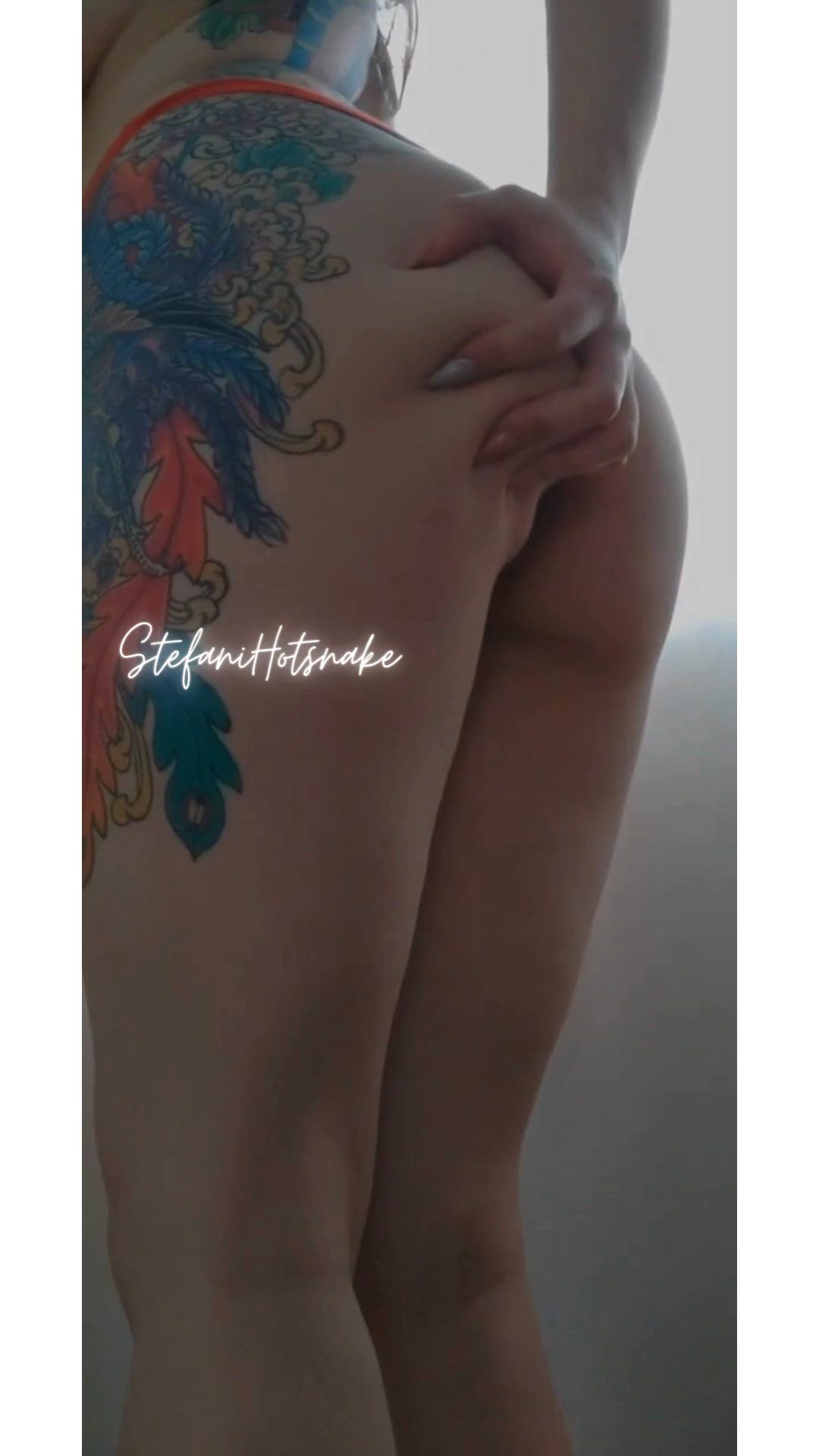 Ass porn video with onlyfans model Exclusivesnake <strong>@stefanihotsnake</strong>