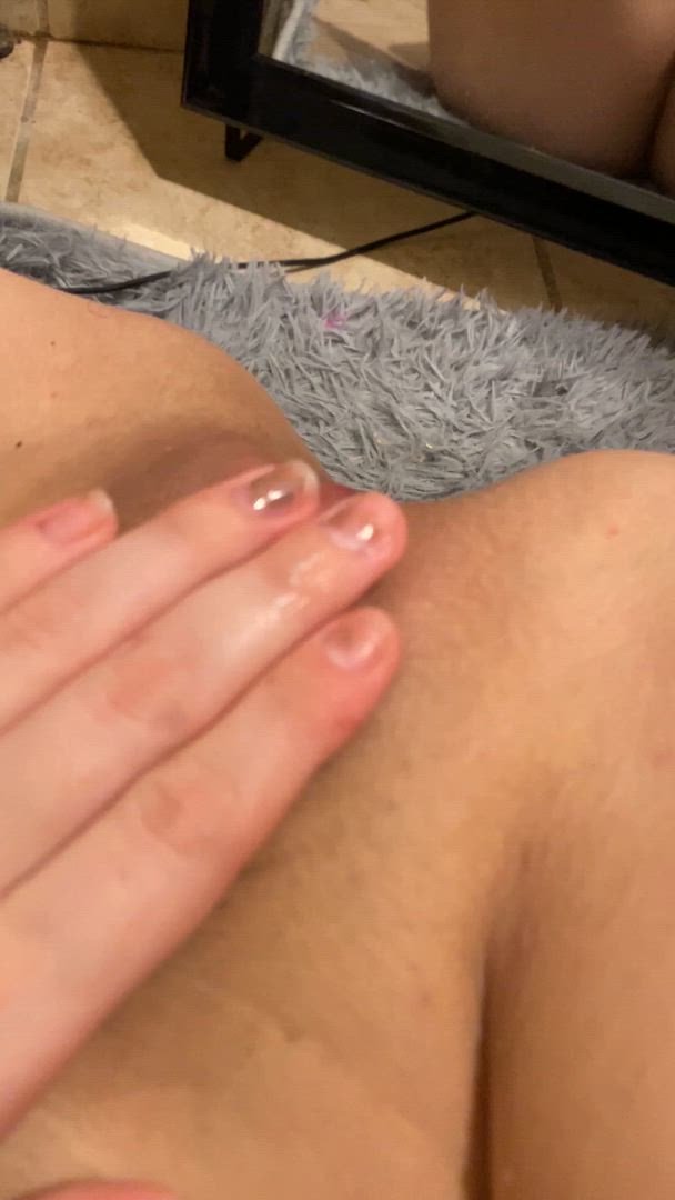 Amateur porn video with onlyfans model totallynotsarah <strong>@bunnyandpanther</strong>