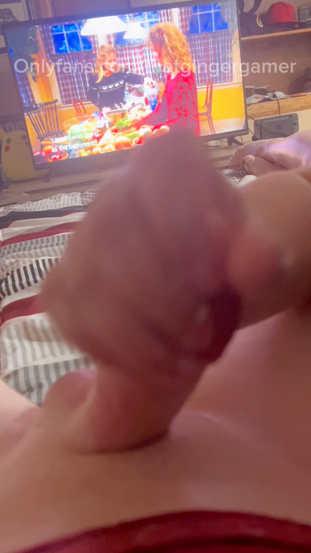 Amateur porn video with onlyfans model thatgingergamerr <strong>@thatgingergamer</strong>