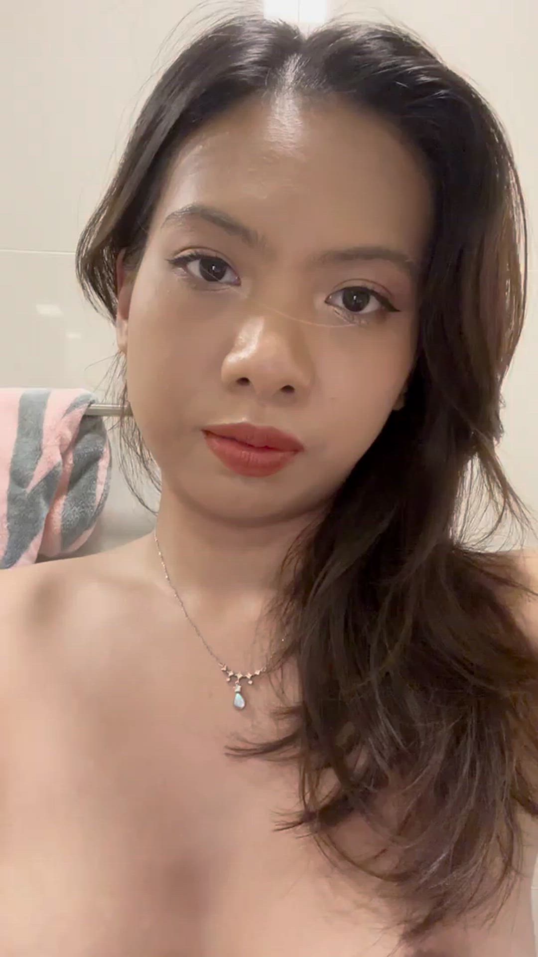 Amateur porn video with onlyfans model waifuploy <strong>@ploy69</strong>