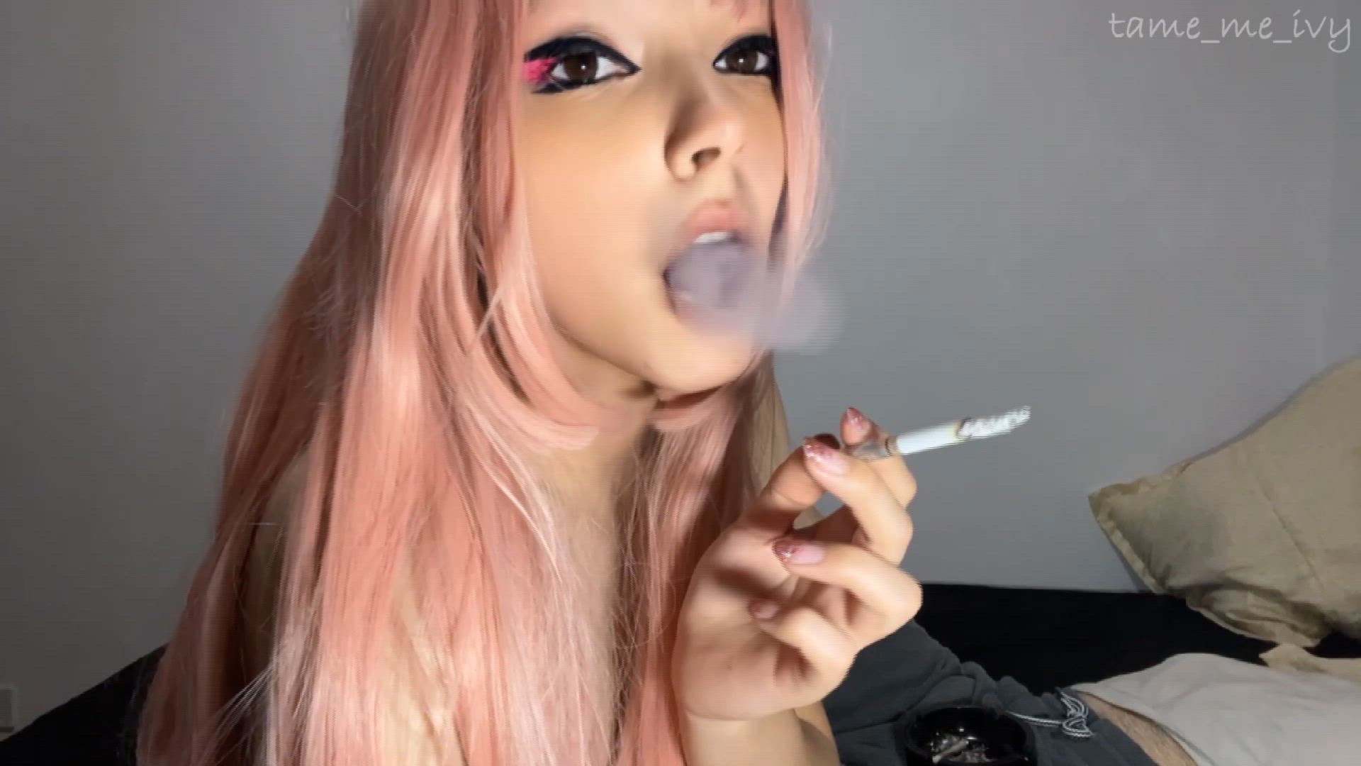 Alt porn video with onlyfans model puwussycat <strong>@smokemeivy</strong>