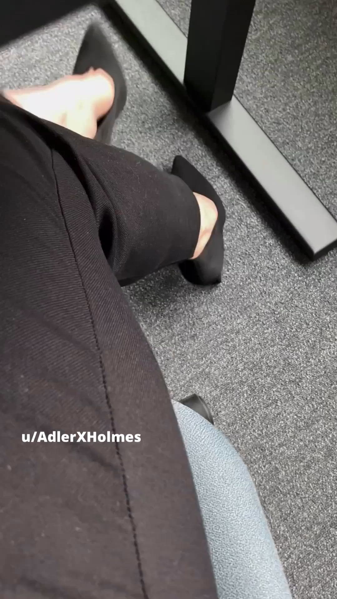 Amateur porn video with onlyfans model adlerxholmes <strong>@adlerxholmes</strong>