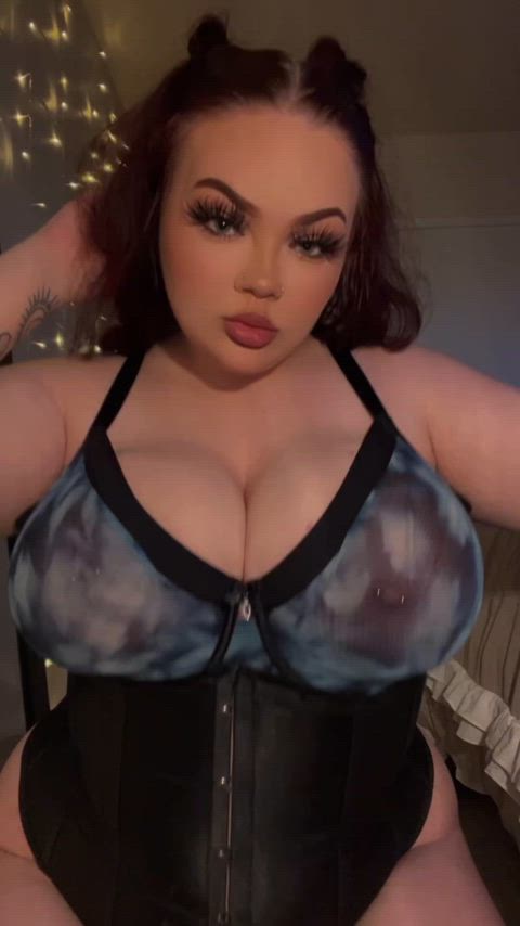 Big Tits porn video with onlyfans model brattybarbs <strong>@brattybarbs</strong>