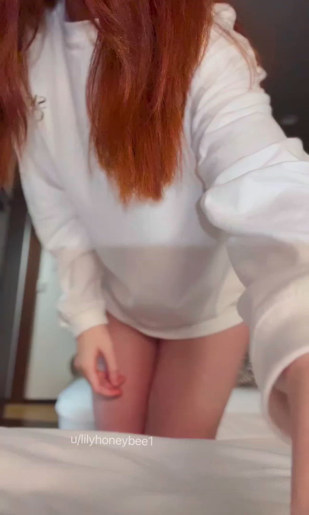 Cute porn video with onlyfans model  <strong>@lilyhoneybee</strong>