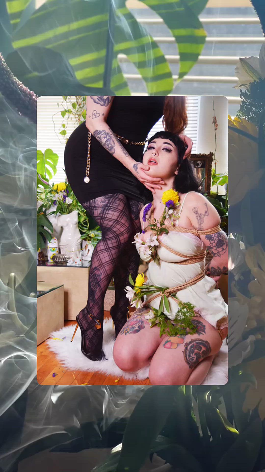 BDSM porn video with onlyfans model Freshie Juice <strong>@freshiejuice</strong>