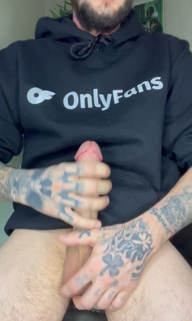 Amateur porn video with onlyfans model timmytussin <strong>@tussin_t</strong>