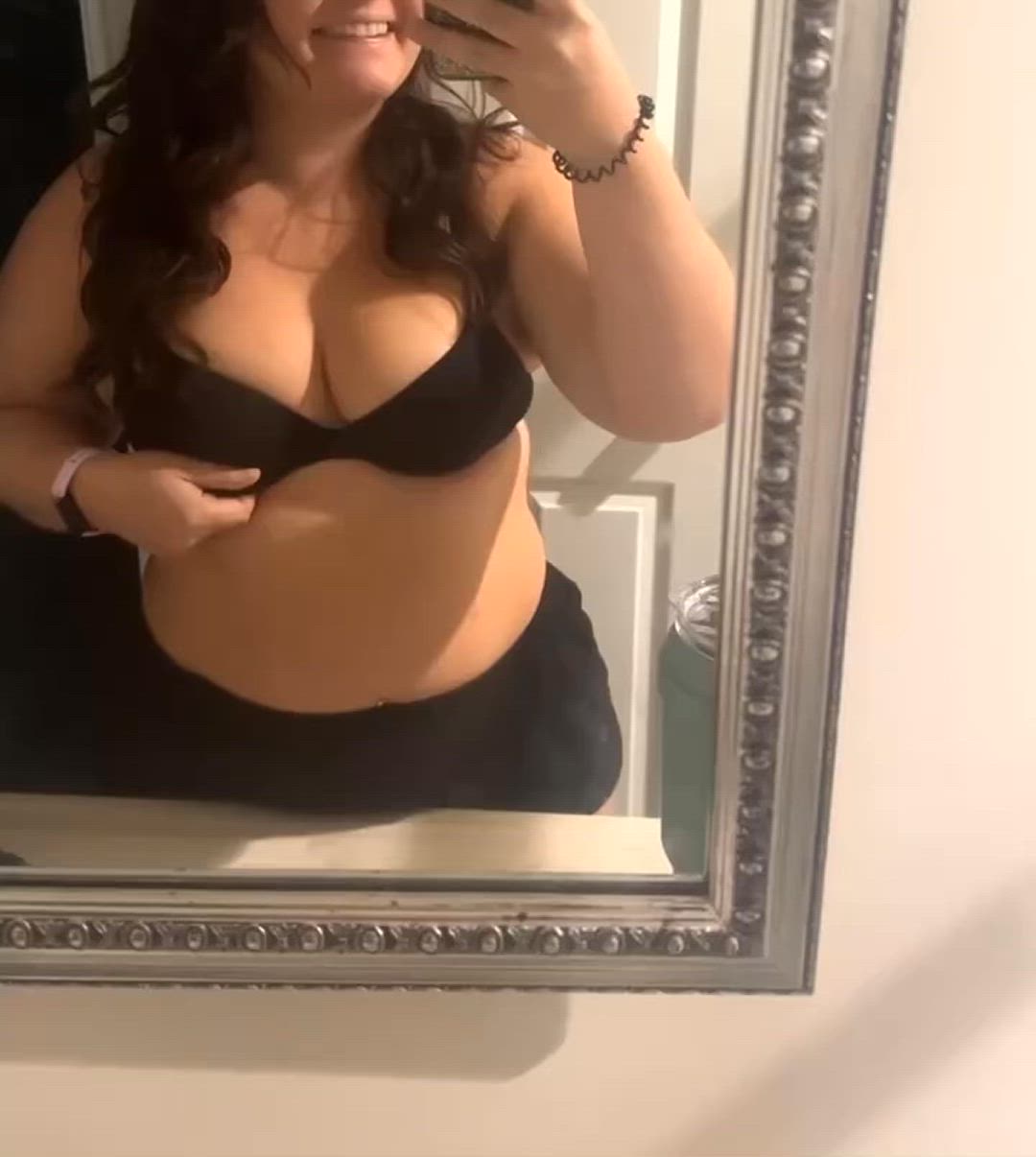 Big Tits porn video with onlyfans model wildwetwinnie <strong>@xxwinniexx</strong>